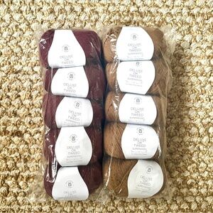 Universal Yarn Deluxe DK Tweed Yarn x 10